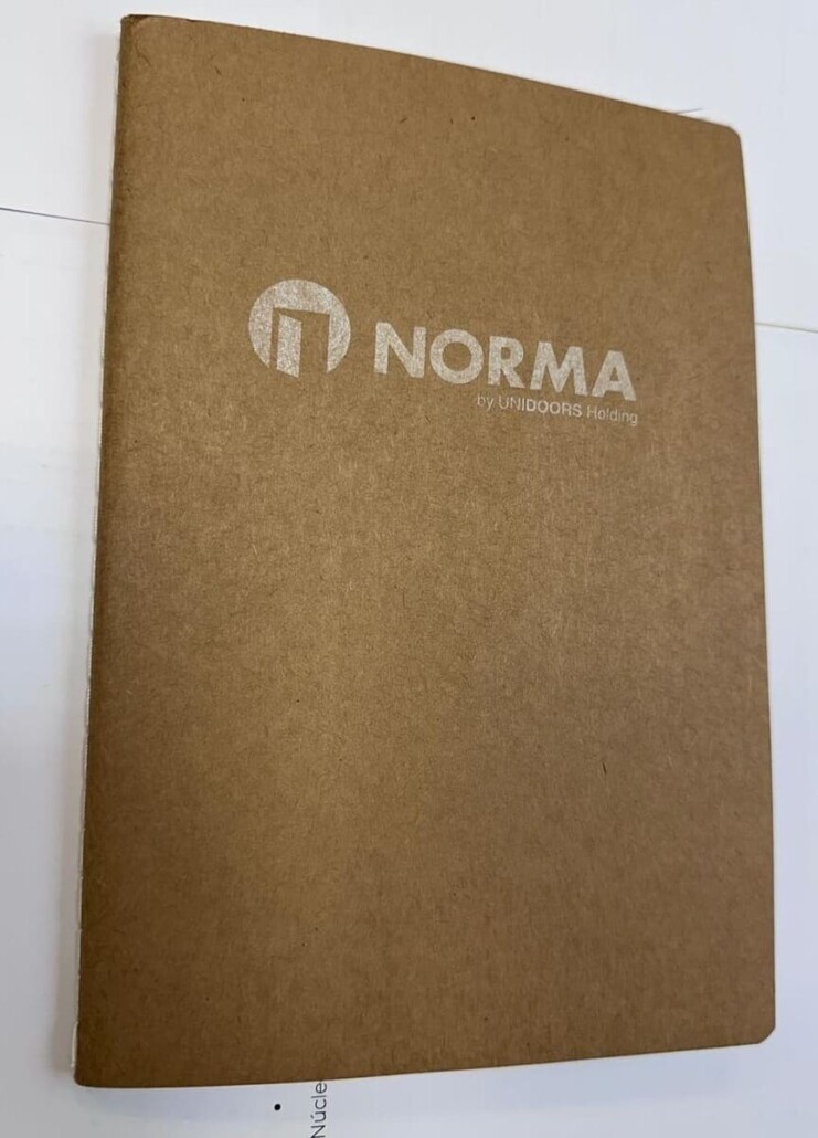 libreta papel kraft
